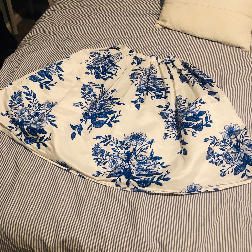 Brand new beautiful Chicwish skirt